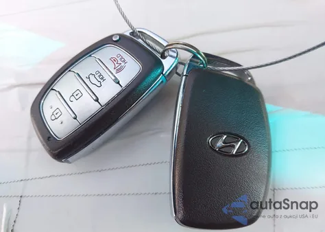 2018 Hyundai Elantra Sel/Value/Limited z USA, uszkodzony, nr VIN 5NPD84LF1JH238834